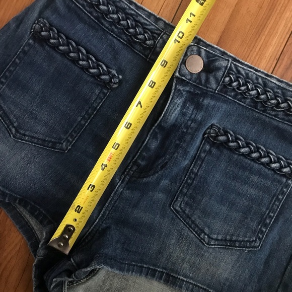 House of Harlow 1960 High Rise Jean Shorts - Picture 7 of 8